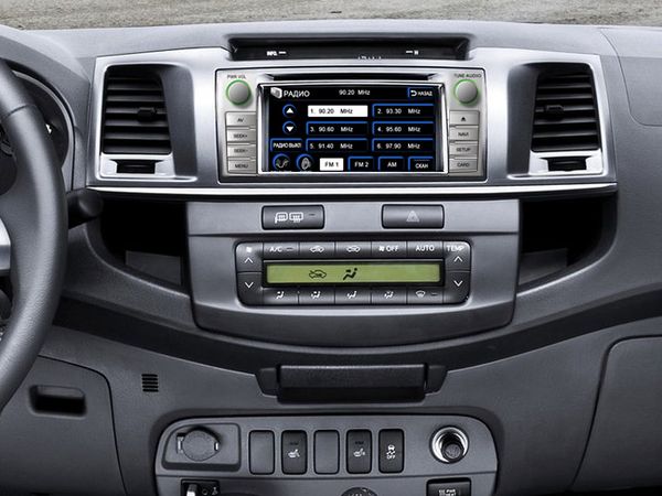   FlyAudio 75096A01 - TOYOTA HILUX 